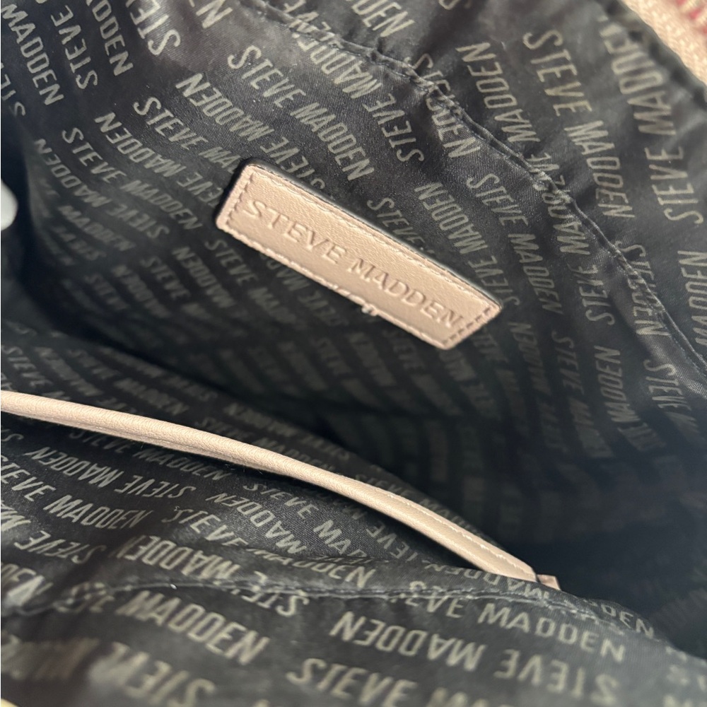 Steve Madden Convertible Crossbody with Scarf 🧣 color Light Pink - Picture 10 of 11